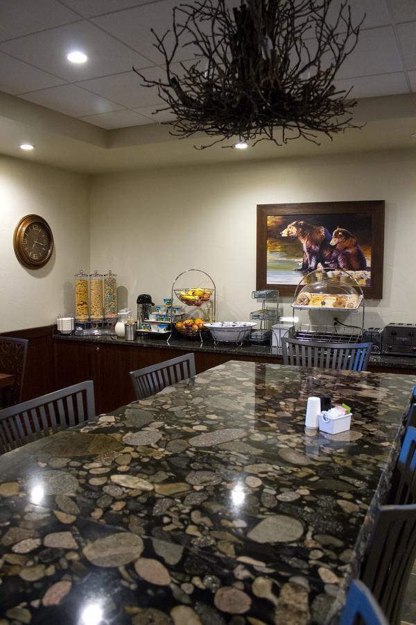 Cedar Creek Lodge & Conference Center Columbia Falls Dış mekan fotoğraf