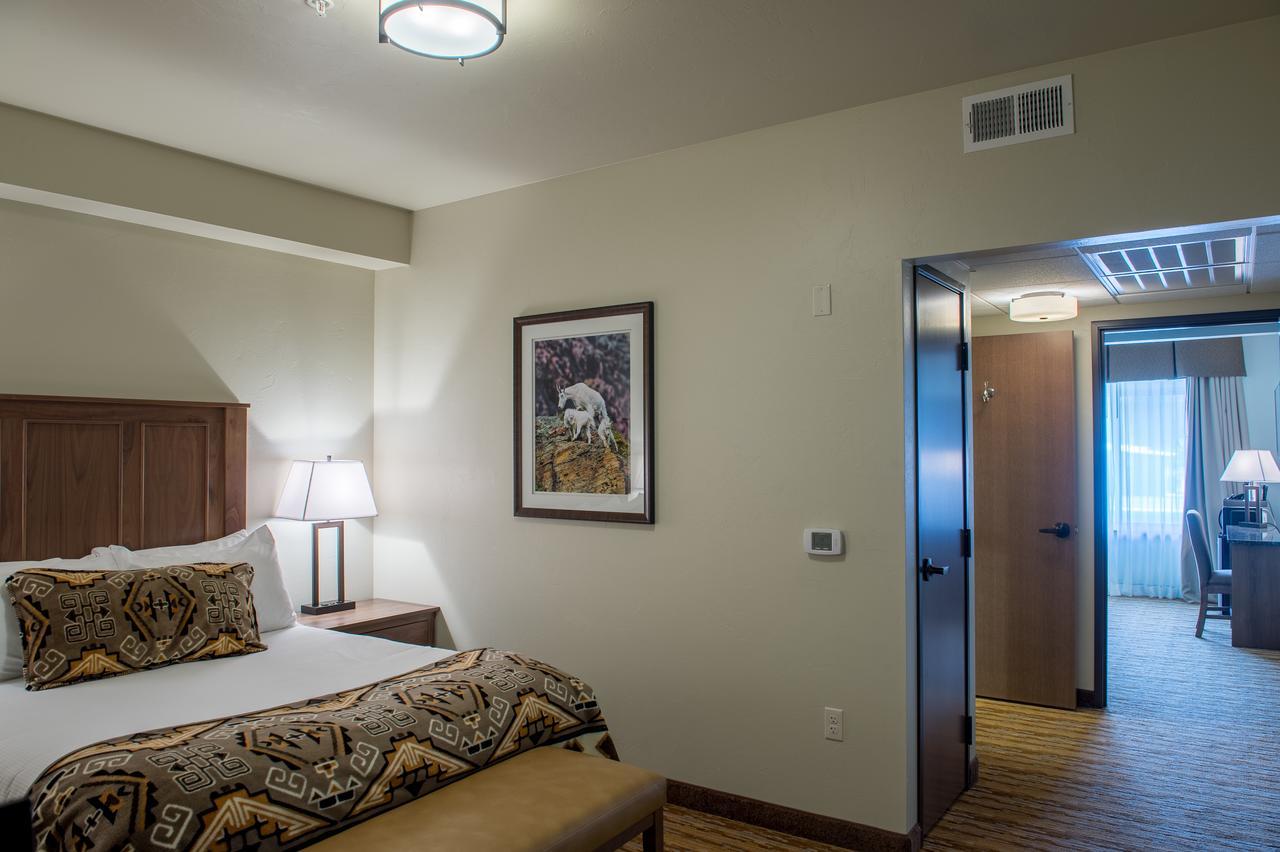 Cedar Creek Lodge & Conference Center Columbia Falls Dış mekan fotoğraf